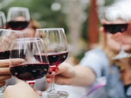 Sip in Style Factors to Consider When Choosing Personalised Wine Glasses